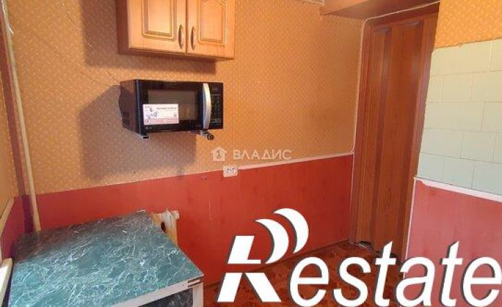3-комн квартира Хрустальная улица, 60,  д. 60