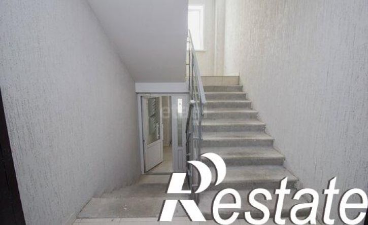 1-комн квартира Изумрудная улица, 25,  д. 25
