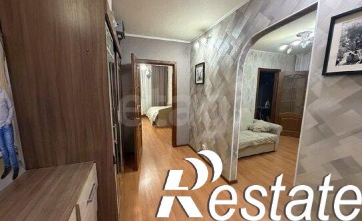 2-комн квартира улица Постовалова, 21,  д. 21