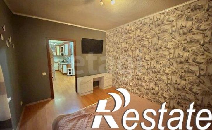 2-комн квартира улица Постовалова, 21,  д. 21