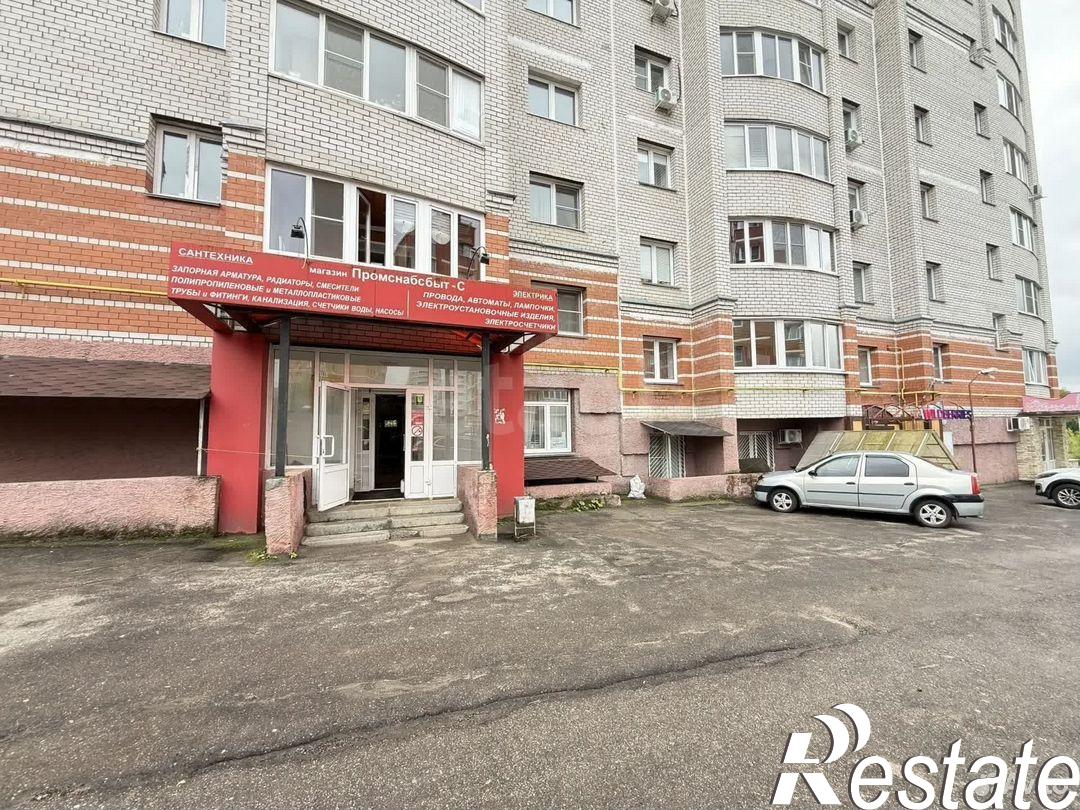 Сдать торговое помещение за 70 000 рублей на Солнечный бульвар, 2