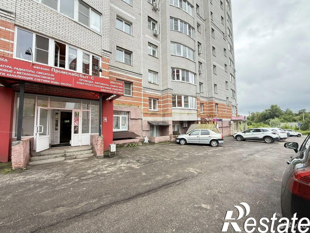 Сдать торговое помещение за 70 000 рублей на Солнечный бульвар, 2