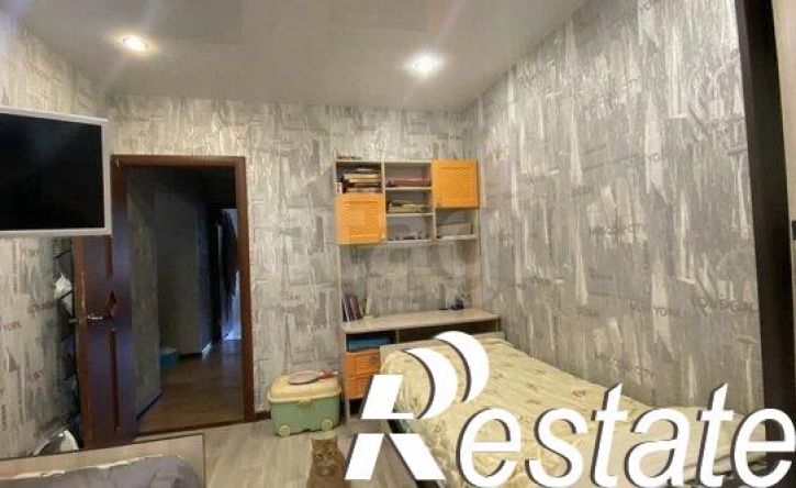 3-комн квартира улица Генерала Попова, 18 к2,  д. 18 к2