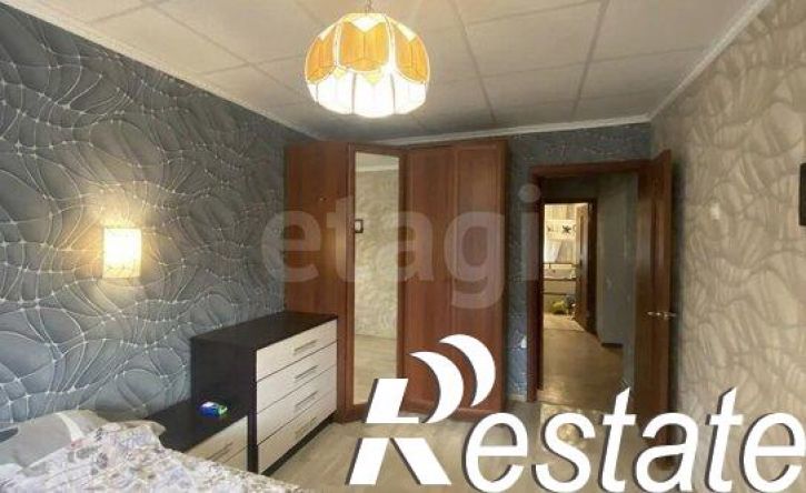 3-комн квартира улица Генерала Попова, 18 к2,  д. 18 к2