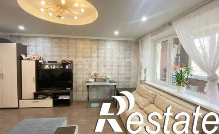 3-комн квартира улица Генерала Попова, 18 к2,  д. 18 к2
