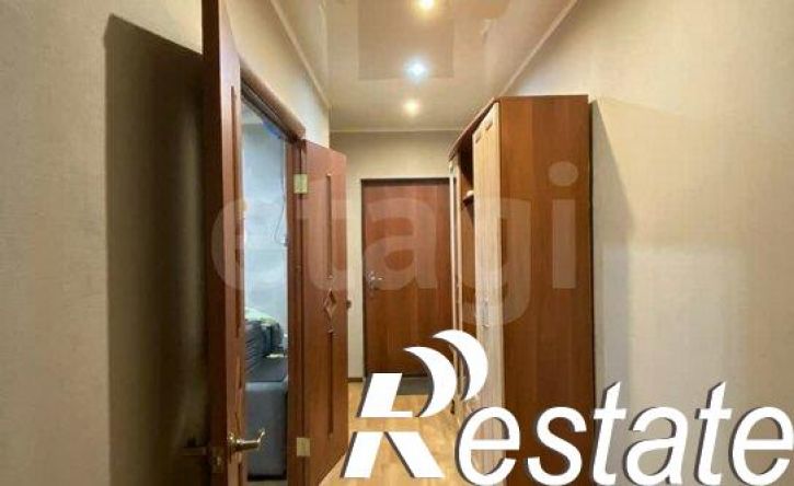 3-комн квартира улица Генерала Попова, 18 к2,  д. 18 к2