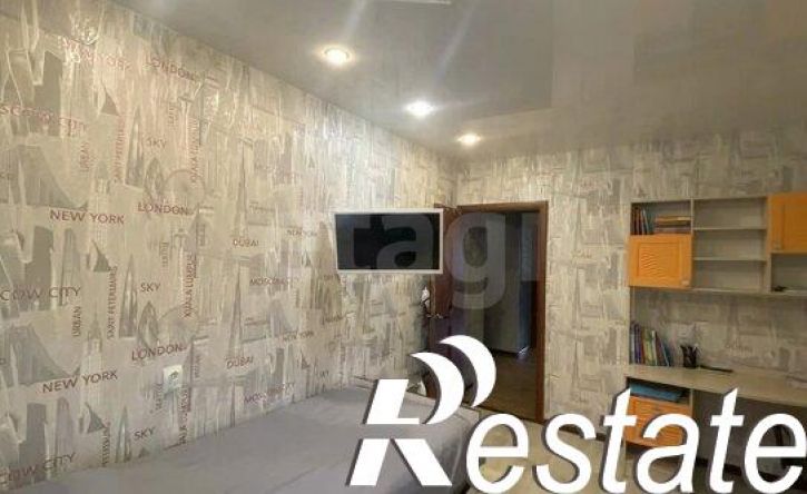 3-комн квартира улица Генерала Попова, 18 к2,  д. 18 к2