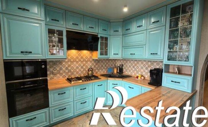 3-комн квартира улица Гурьянова, 26,  д. 26