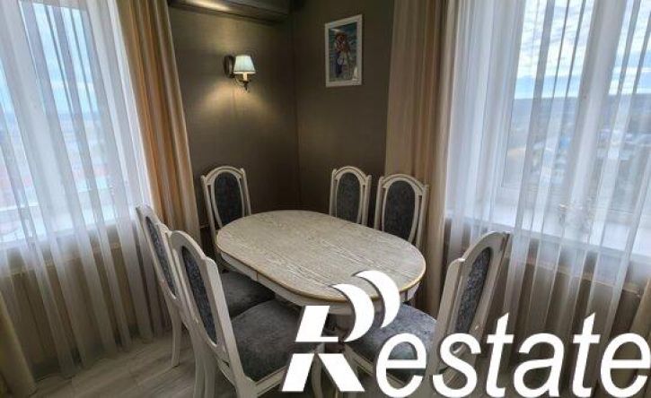 3-комн квартира улица Гурьянова, 26,  д. 26
