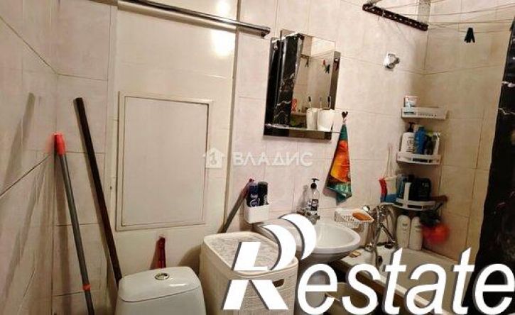 2-комн квартира улица Валентины Никитиной, 21В,  д. 21В