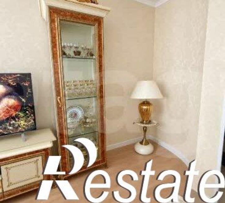 3-комн квартира улица Георгия Димитрова, 24,  д. 24