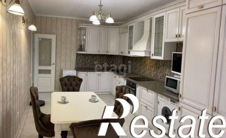 2-комн квартира улица Космонавта Комарова, 26,  д. 26
