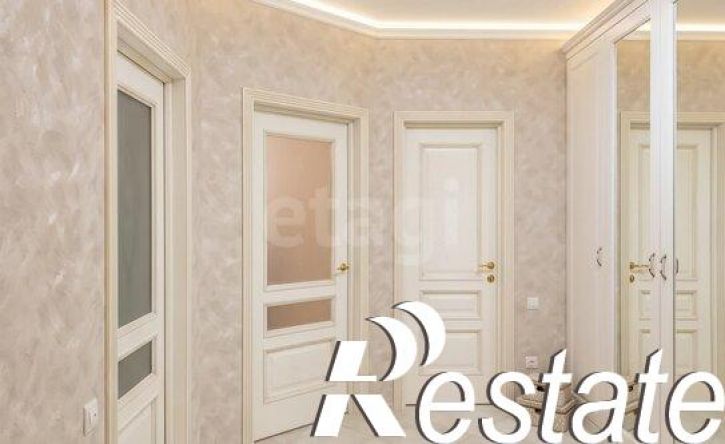 2-комн квартира улица Космонавта Комарова, 26,  д. 26