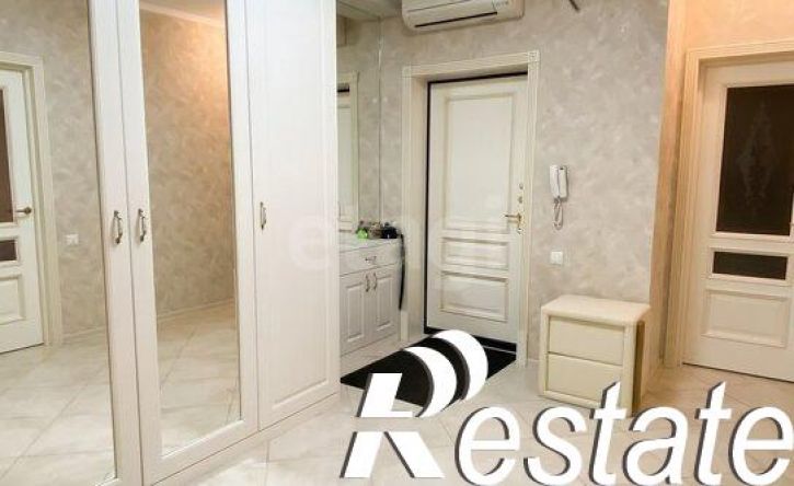 2-комн квартира улица Космонавта Комарова, 26,  д. 26