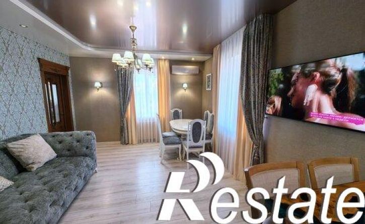 3-комн квартира улица Гурьянова, 26,  д. 26