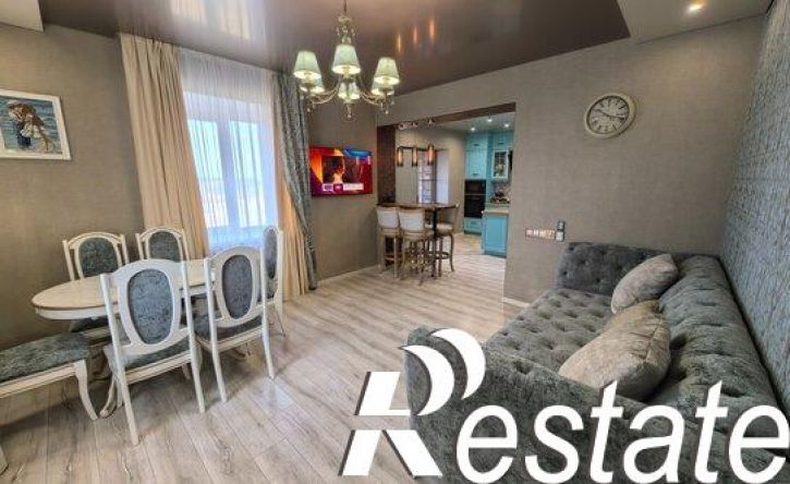 3-комн квартира улица Гурьянова, 26,  д. 26