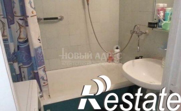4-комн квартира улица Георгия Димитрова, 4,  д. 4
